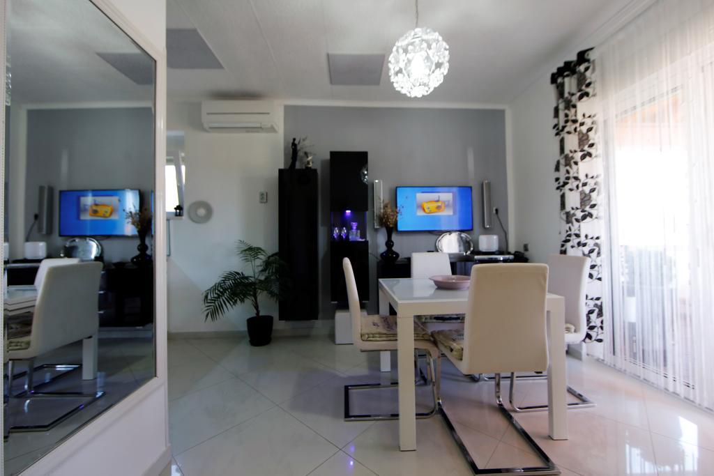 Villa Long Island Luxury Residence, Sali Dugi Otok-Private Parking,Next To Beach Exterior foto